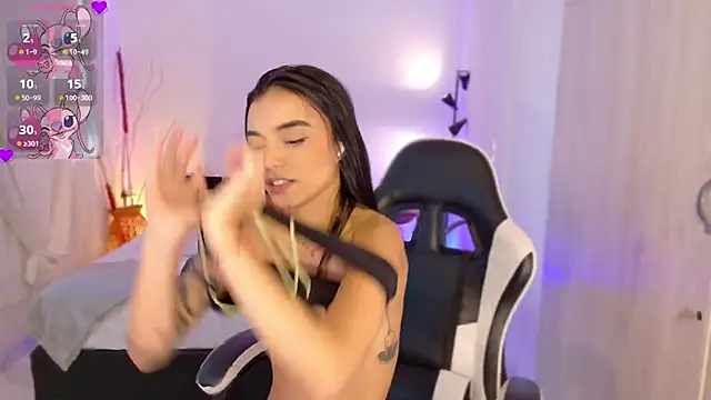 AnabelWolf's cam snapshot