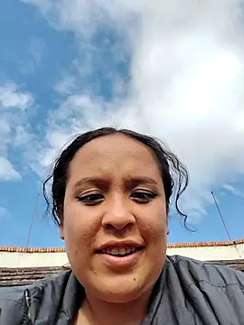 You-sexy-starr's cam snapshot