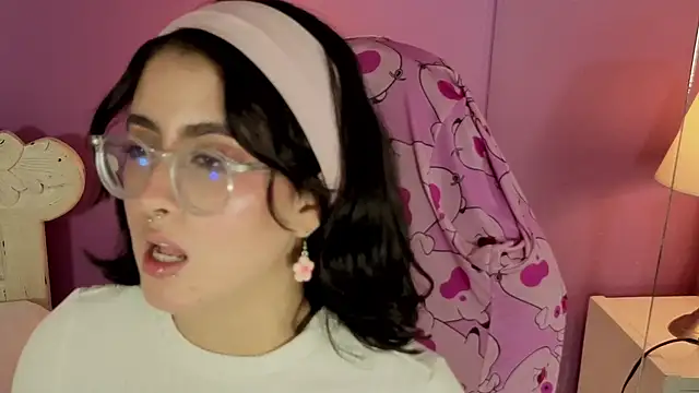 LiLLiAnderson's cam snapshot