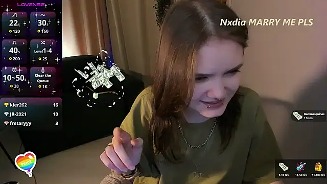 Dilara_xBaby's cam snapshot