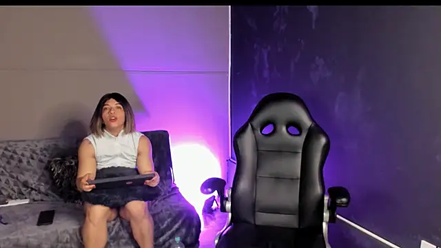 AliceFit_212's cam snapshot