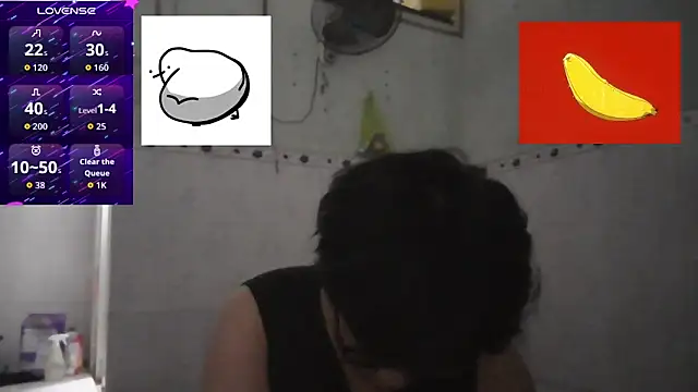 yours_c's cam snapshot