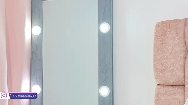 LolaYun's cam snapshot