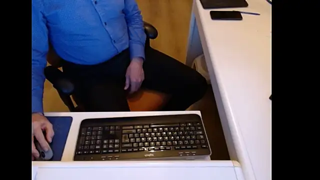 dutchpornking live sex cam