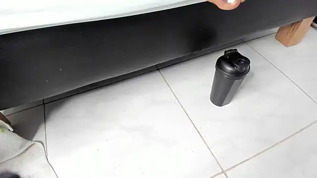 Chantal_bony's cam snapshot