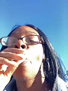 Jasmine_FullsShine's cam snapshot