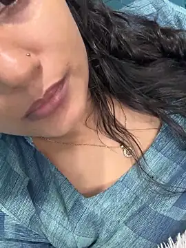 heenashai's cam snapshot