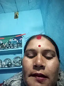 Chinki_pande's cam snapshot