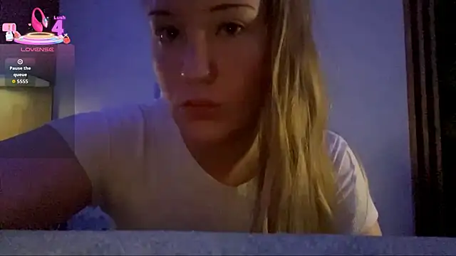 PandaFluff's cam snapshot