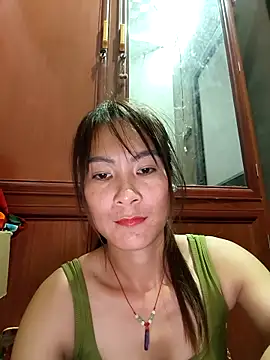 Yumyum_kiw's cam snapshot