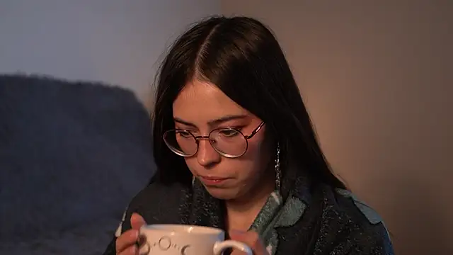 ywixos's cam snapshot