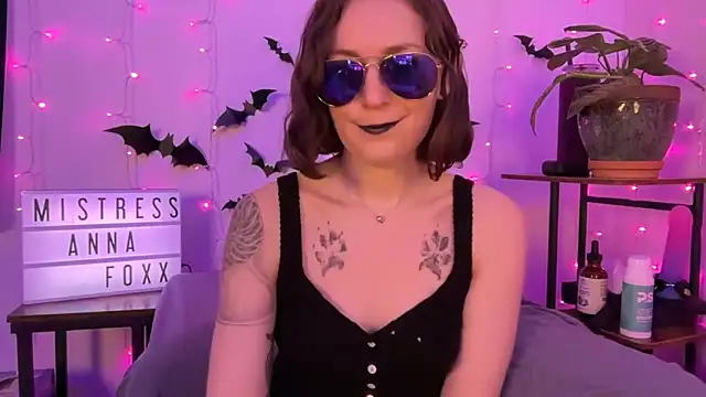 mistressannafoxx's cam snapshot