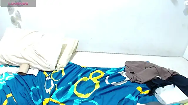 ZuryFerrari's cam snapshot