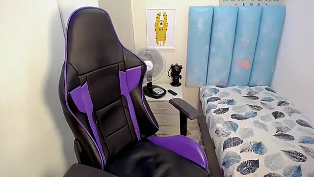 Austin_col_'s cam snapshot