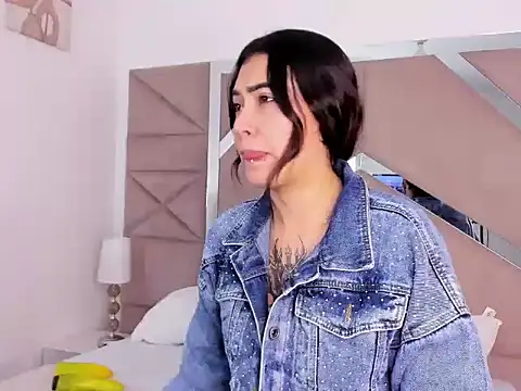 MiaSr_love's cam snapshot