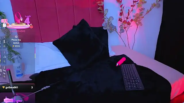 pequitasmedusa9's cam snapshot