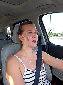 SkyelarSommer live sex cam