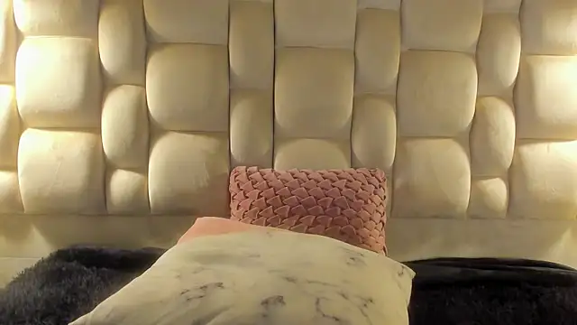 Emilia_Bons's cam snapshot