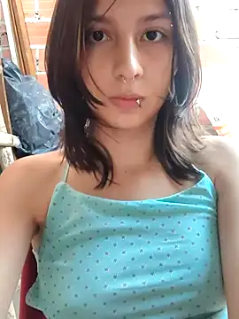 Maiden-Hot's cam snapshot