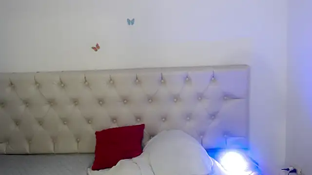 sasha_17_'s cam snapshot