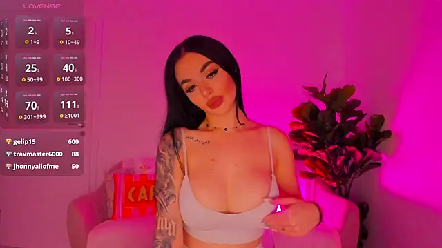 TiaBelle's cam snapshot