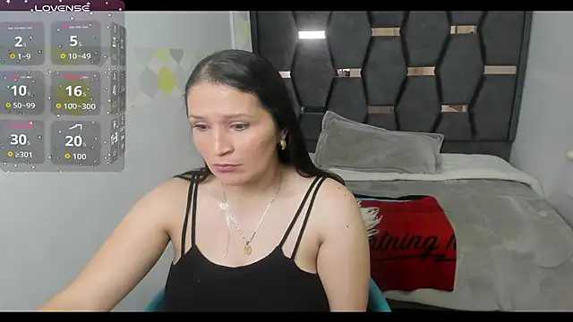 Barbara_fox__'s cam snapshot