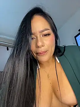 Miah_gomez_ live sex cam