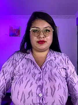 MiiaaJoness's cam snapshot