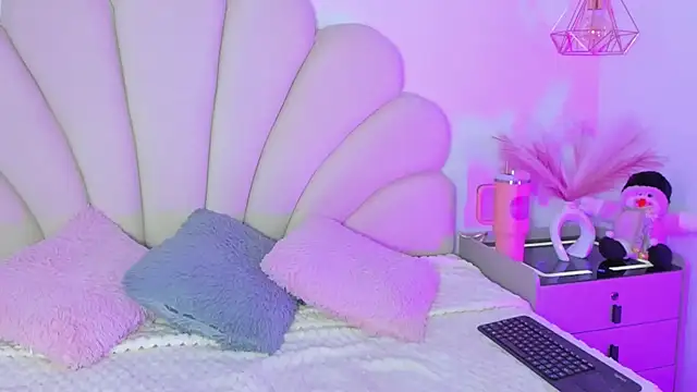 Alyss_Sweet's cam snapshot