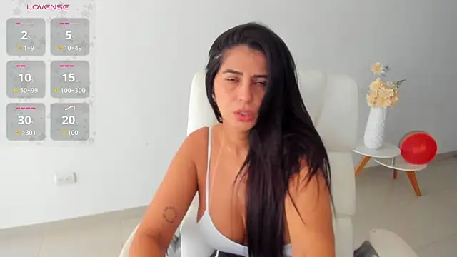 renata_t_'s cam snapshot