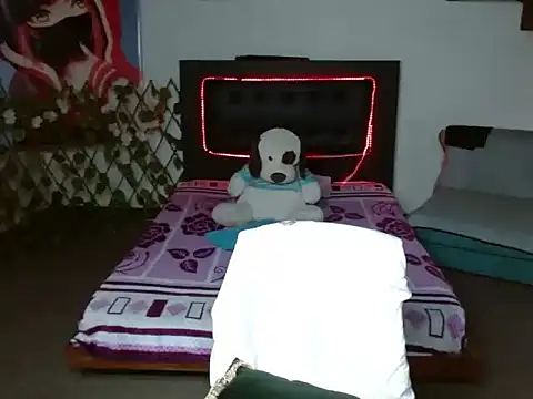 LuluKiss_'s cam snapshot