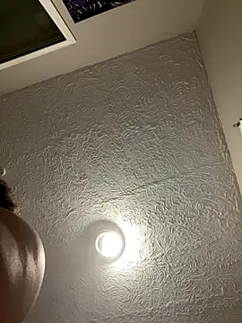 chocolate_bella's cam snapshot