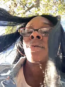 Jasmine_FullsShine's cam snapshot