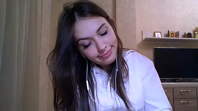 CeyaLier's cam snapshot