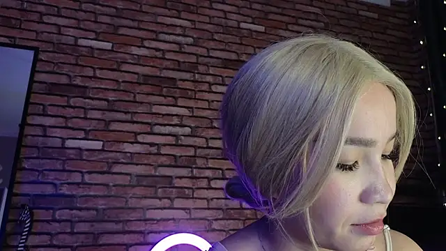 saya_li1's cam snapshot