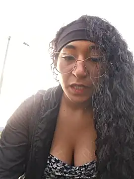 Amara_01's cam snapshot