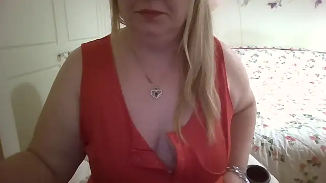 arianamodel4you's cam snapshot