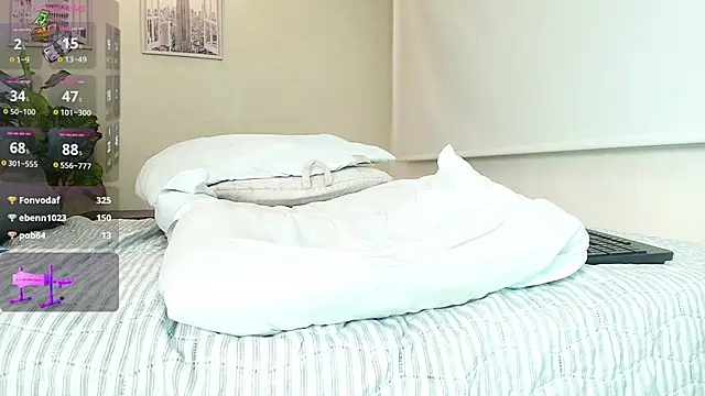 Sassy--Girl's cam snapshot