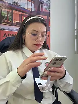 LIZ-06_'s cam snapshot