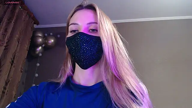 Iris_lave's cam snapshot