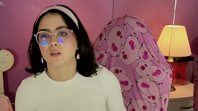 LiLLiAnderson's cam snapshot