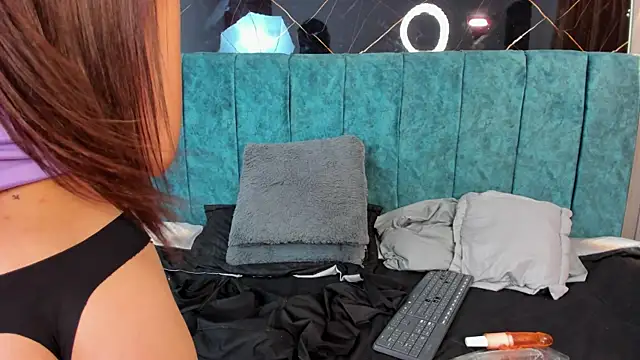 Bella_Riverss's cam snapshot