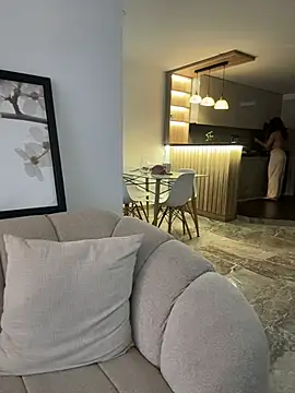 Gaby_zahir_'s cam snapshot