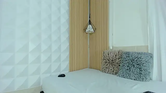 Antonella00_'s cam snapshot