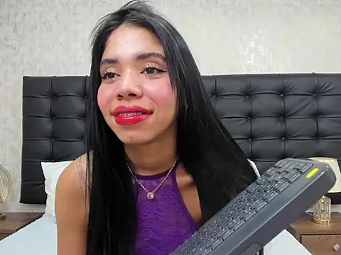 EmaGarcess's cam snapshot