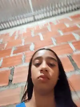 Zoe_Sweett18 live sex cam