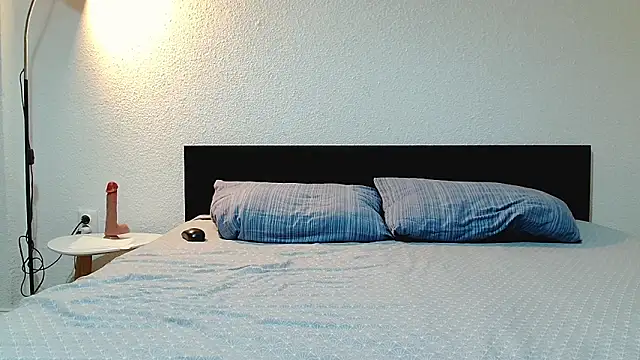 CharmingPearl's cam snapshot