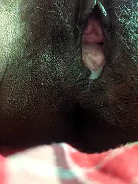 pooja-capal81's cam snapshot