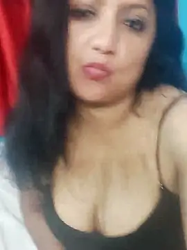 horny_lizia's cam snapshot