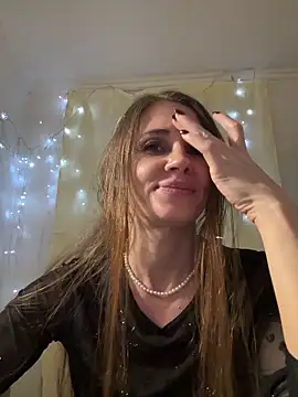 LucieMack's cam snapshot